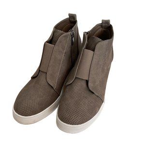 Brinley Co. Women's Gray Suede High Top Wedge Sneaker Heels Shoes Size 9